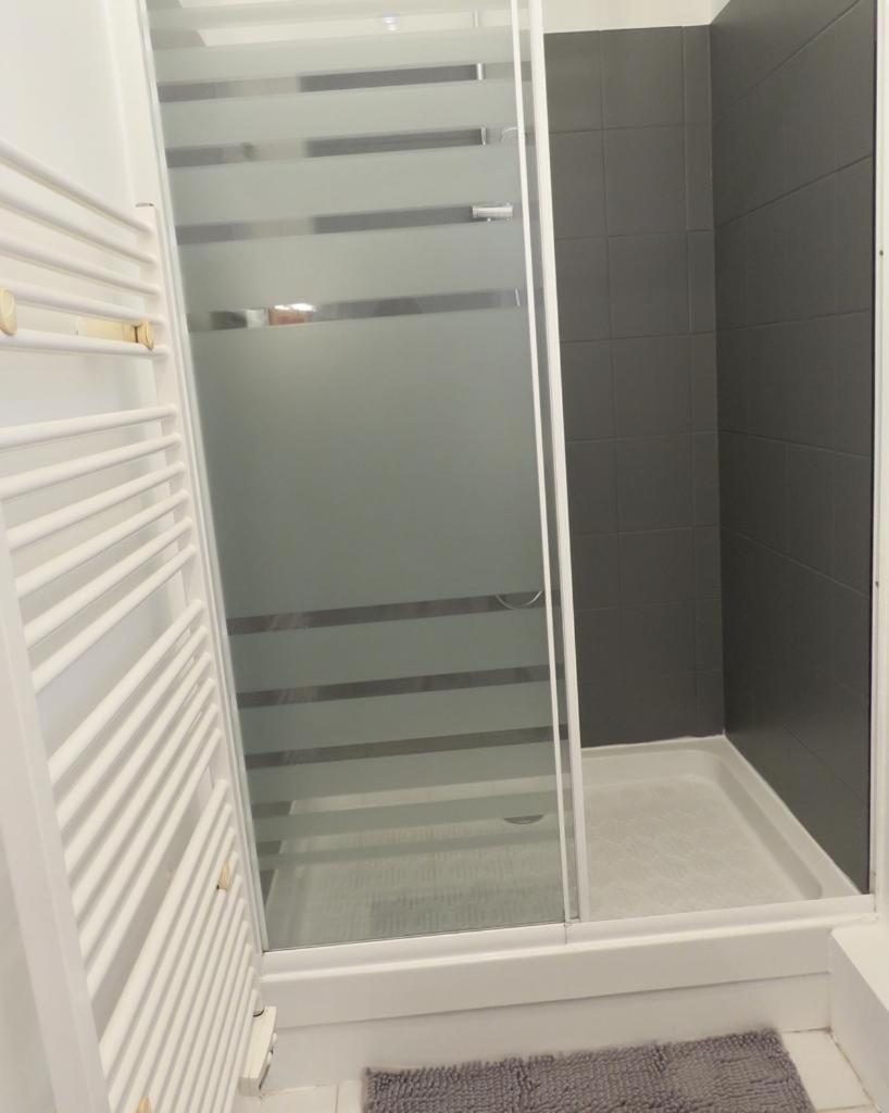 Le Skandi - 28 M² Renove Entre Gare & Centre-Ville Vichy Exteriér fotografie